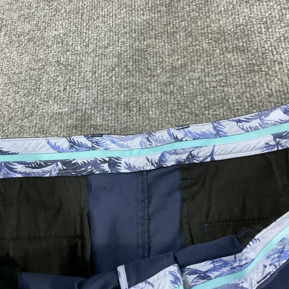 Tommy Bahama IslandZone Shorts Mens 38 Navy Performance Stretch Casual Golf